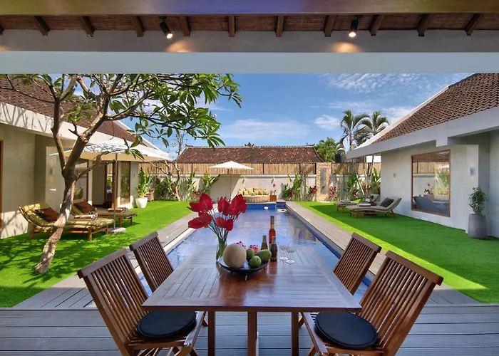 Villa New! 8 Bedr, 10 Bathr On Location *